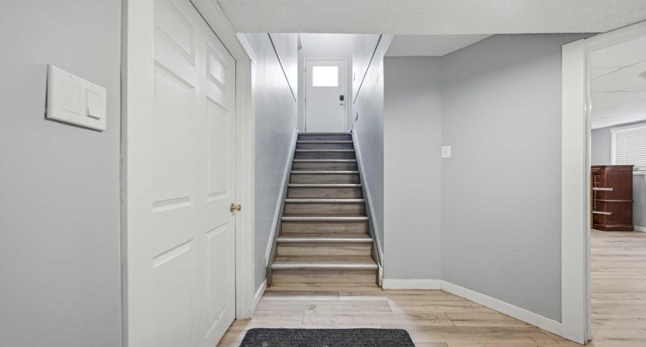 128 Ridgegate Way, Airdrie, Alberta T4B1A9, 4 Bedrooms Bedrooms, ,3 BathroomsBathrooms,Residential,For Sale,Ridgegate,A2293079