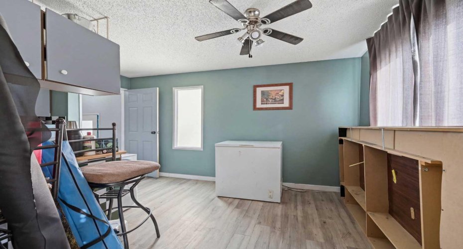 128 Ridgegate Way, Airdrie, Alberta T4B1A9, 4 Bedrooms Bedrooms, ,3 BathroomsBathrooms,Residential,For Sale,Ridgegate,A2293079