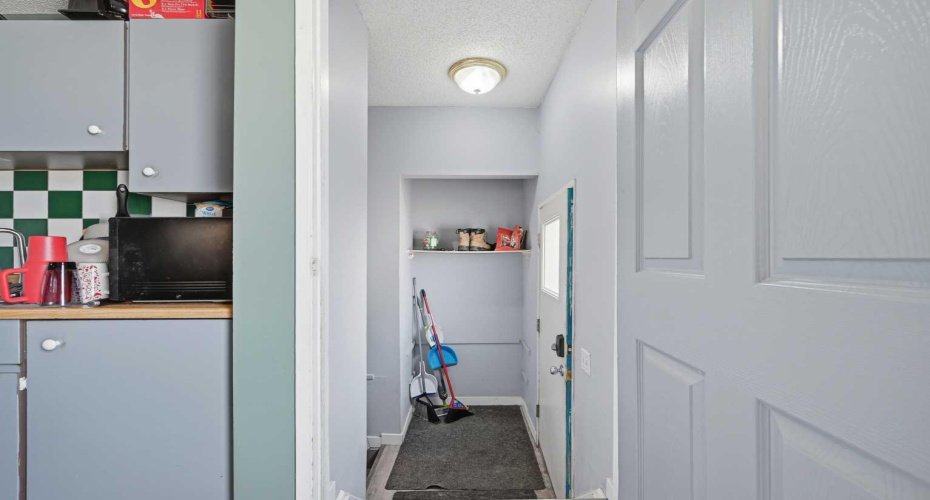 128 Ridgegate Way, Airdrie, Alberta T4B1A9, 4 Bedrooms Bedrooms, ,3 BathroomsBathrooms,Residential,For Sale,Ridgegate,A2293079