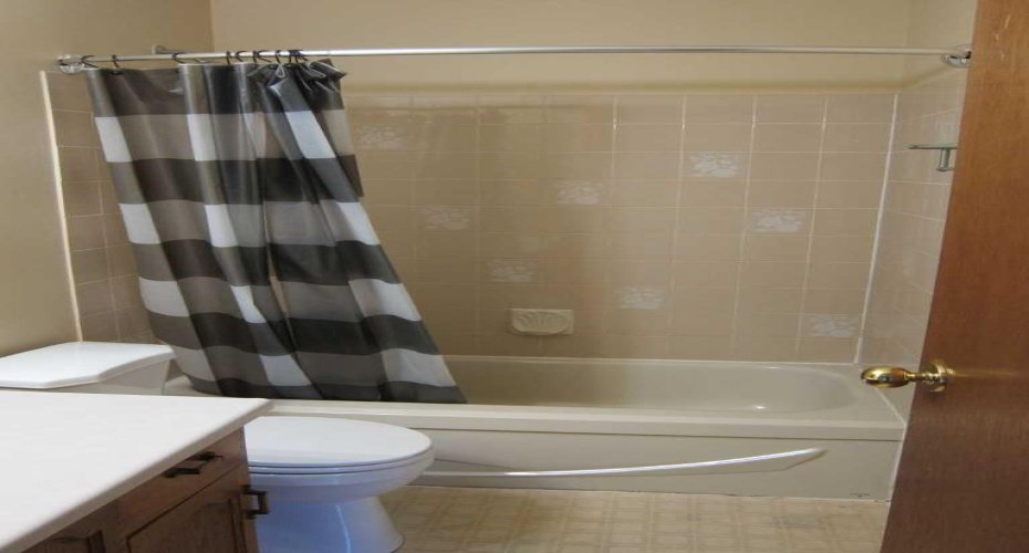 4306 53 Street, Grimshaw, Alberta T0H 1W0, 4 Bedrooms Bedrooms, ,3 BathroomsBathrooms,Residential,For Sale,53,A2293113