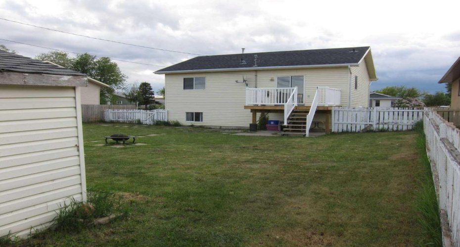 4306 53 Street, Grimshaw, Alberta T0H 1W0, 4 Bedrooms Bedrooms, ,3 BathroomsBathrooms,Residential,For Sale,53,A2293113
