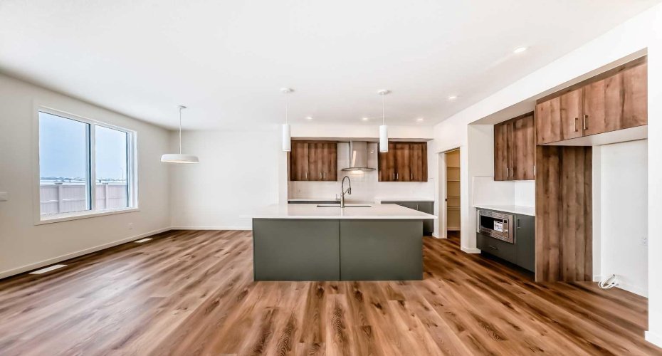 23 Bartlett Crescent, Calgary, Alberta T3S 0P5, 4 Bedrooms Bedrooms, ,3 BathroomsBathrooms,Residential,For Sale,Bartlett,A2293119