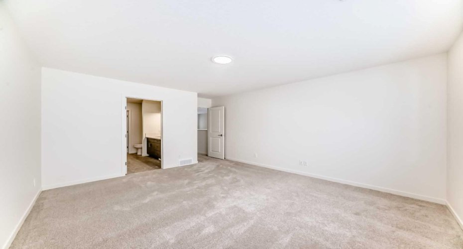 23 Bartlett Crescent, Calgary, Alberta T3S 0P5, 4 Bedrooms Bedrooms, ,3 BathroomsBathrooms,Residential,For Sale,Bartlett,A2293119