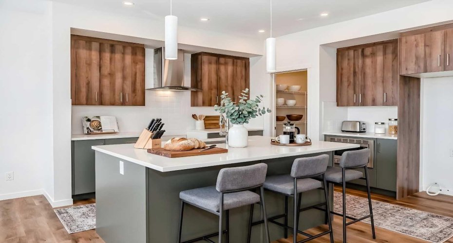 23 Bartlett Crescent, Calgary, Alberta T3S 0P5, 4 Bedrooms Bedrooms, ,3 BathroomsBathrooms,Residential,For Sale,Bartlett,A2293119