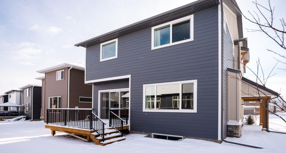 80 Creekside Path, Calgary, Alberta T2X 0G7, 4 Bedrooms Bedrooms, ,4 BathroomsBathrooms,Residential,For Sale,Creekside,A2293123