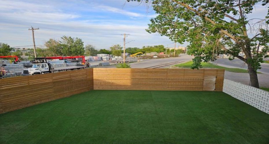 340 50 Avenue, Calgary, Alberta T2G 2B1, ,Commercial,For Sale,50,A2293146