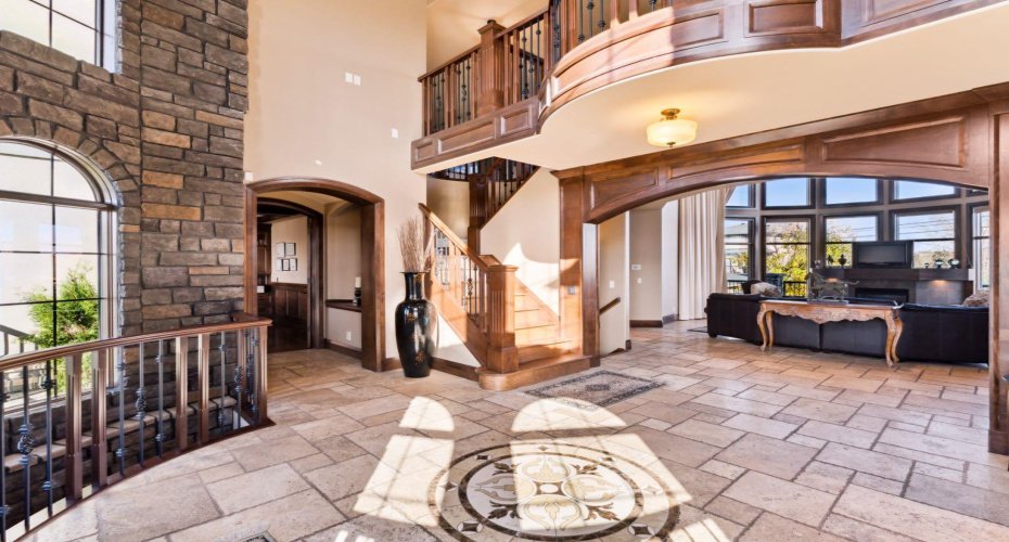 2248 9 Avenue, Calgary, Alberta T2G 5P7, 4 Bedrooms Bedrooms, ,5 BathroomsBathrooms,Residential,For Sale,9,A2293171