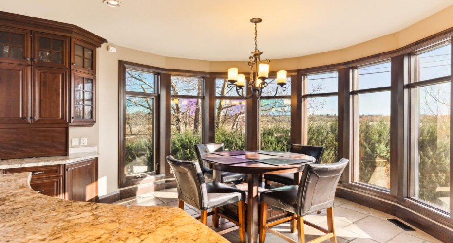 2248 9 Avenue, Calgary, Alberta T2G 5P7, 4 Bedrooms Bedrooms, ,5 BathroomsBathrooms,Residential,For Sale,9,A2293171