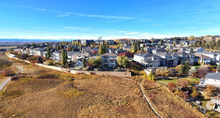 146 Springbluff Heights, Calgary, Alberta T3H 5B7, 4 Bedrooms Bedrooms, ,4 BathroomsBathrooms,Residential,For Sale,Springbluff,A2293274