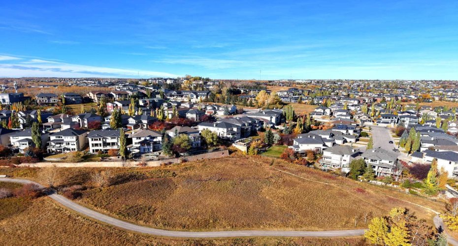 146 Springbluff Heights, Calgary, Alberta T3H 5B7, 4 Bedrooms Bedrooms, ,4 BathroomsBathrooms,Residential,For Sale,Springbluff,A2293274