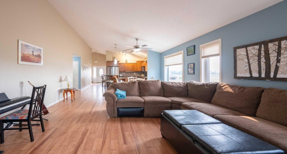 514 6A Street, Champion, Alberta T0L 0R0, 3 Bedrooms Bedrooms, ,2 BathroomsBathrooms,Residential,For Sale,6A,A2293298