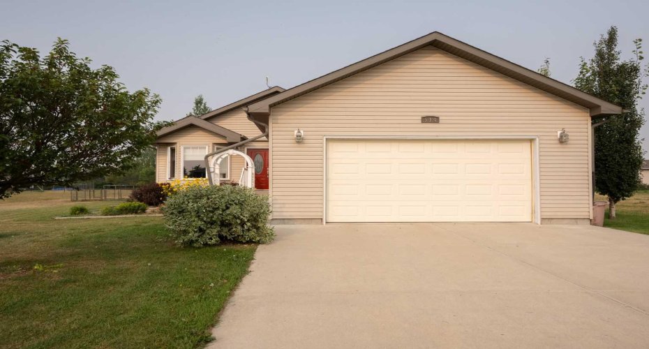 514 6A Street, Champion, Alberta T0L 0R0, 3 Bedrooms Bedrooms, ,2 BathroomsBathrooms,Residential,For Sale,6A,A2293298