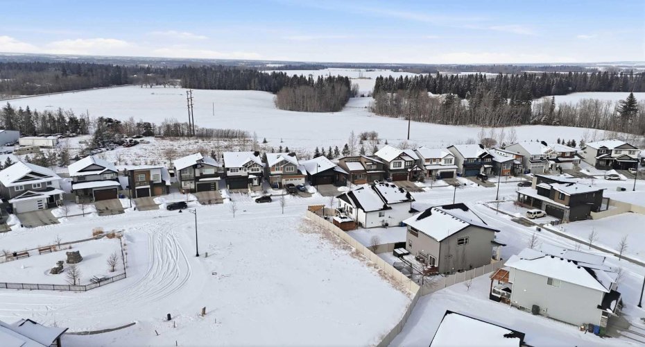 183 Ellington Crescent, Red Deer, Alberta T4P 3C9, 3 Bedrooms Bedrooms, ,3 BathroomsBathrooms,Residential,For Sale,Ellington,A2293344