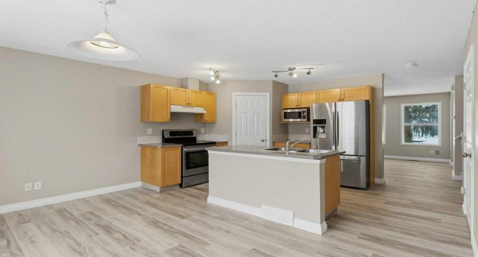 99 Covepark Square, Calgary, Alberta T3K5W9, 4 Bedrooms Bedrooms, ,2 BathroomsBathrooms,Residential,For Sale,Covepark,A2293442