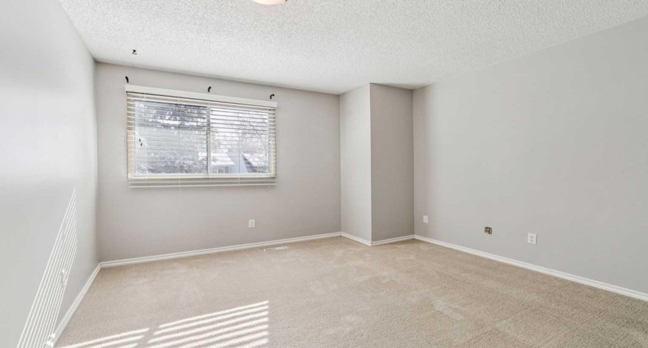 6503 Ranchview Drive, Calgary, Alberta T3G 1P2, 3 Bedrooms Bedrooms, ,2 BathroomsBathrooms,Residential,For Sale,Ranchview,A2293444