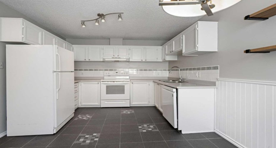 6503 Ranchview Drive, Calgary, Alberta T3G 1P2, 3 Bedrooms Bedrooms, ,2 BathroomsBathrooms,Residential,For Sale,Ranchview,A2293444