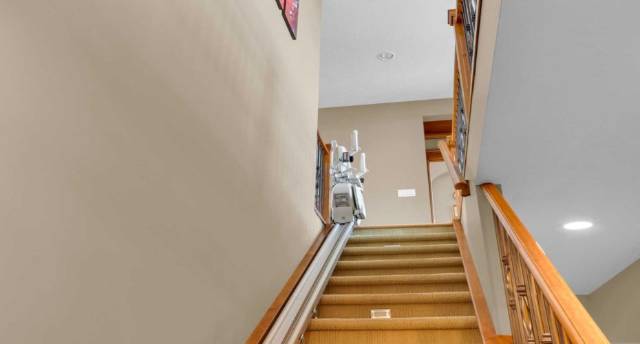 Acorn lift for accessibility to basement