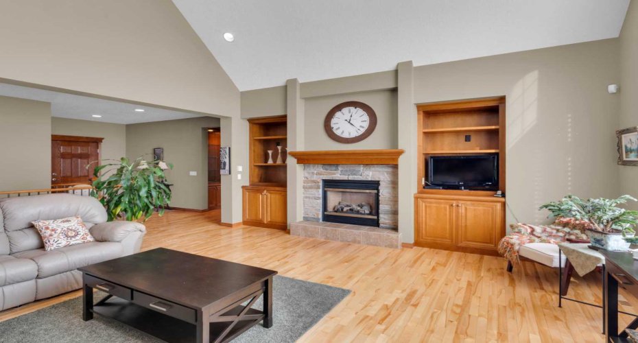 Built ins  thorughout this home