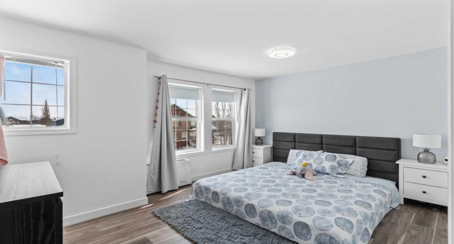 219 Silverado Plains Close, Calgary, Alberta T2X 0J2, 3 Bedrooms Bedrooms, ,2 BathroomsBathrooms,Residential,For Sale,Silverado Plains,A2293474