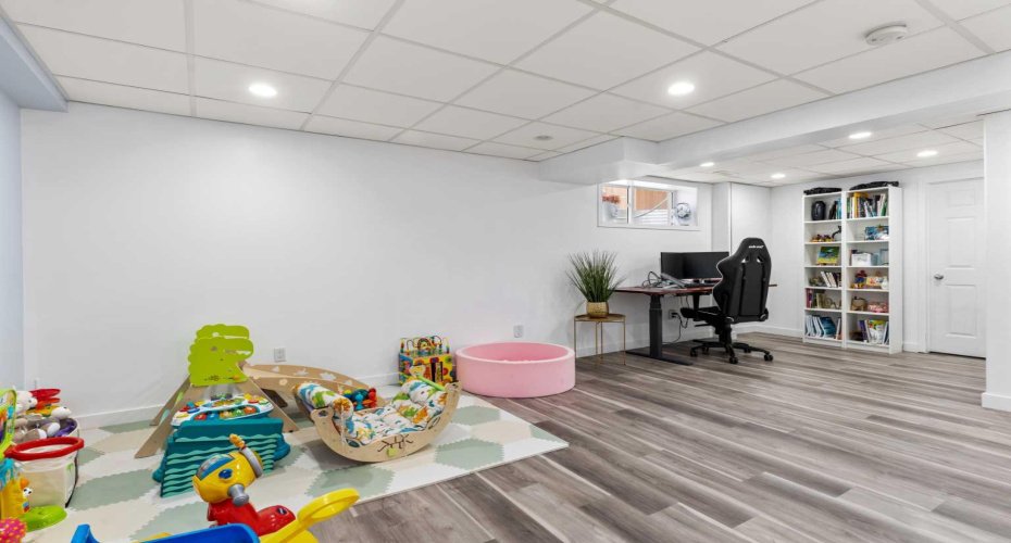 219 Silverado Plains Close, Calgary, Alberta T2X 0J2, 3 Bedrooms Bedrooms, ,2 BathroomsBathrooms,Residential,For Sale,Silverado Plains,A2293474