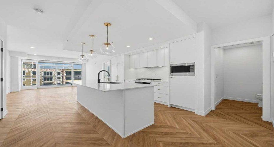 8445 Broadcast Avenue, Calgary, Alberta T3H 6B6, 2 Bedrooms Bedrooms, ,3 BathroomsBathrooms,Residential,For Sale,Broadcast,A2293477