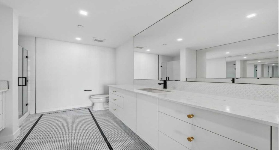 8445 Broadcast Avenue, Calgary, Alberta T3H 6B6, 2 Bedrooms Bedrooms, ,3 BathroomsBathrooms,Residential,For Sale,Broadcast,A2293477