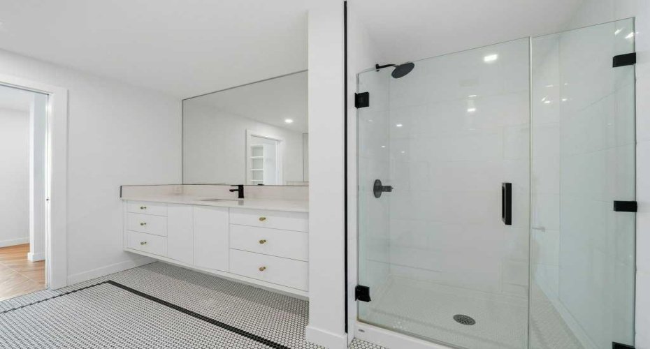 8445 Broadcast Avenue, Calgary, Alberta T3H 6B6, 2 Bedrooms Bedrooms, ,3 BathroomsBathrooms,Residential,For Sale,Broadcast,A2293477