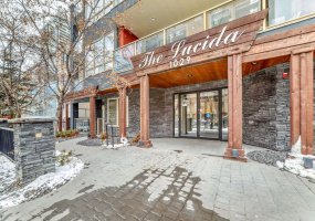 1029 15 Avenue, Calgary, Alberta T2R 0S5, 1 Bedroom Bedrooms, ,2 BathroomsBathrooms,Residential,For Sale,15,A2293605