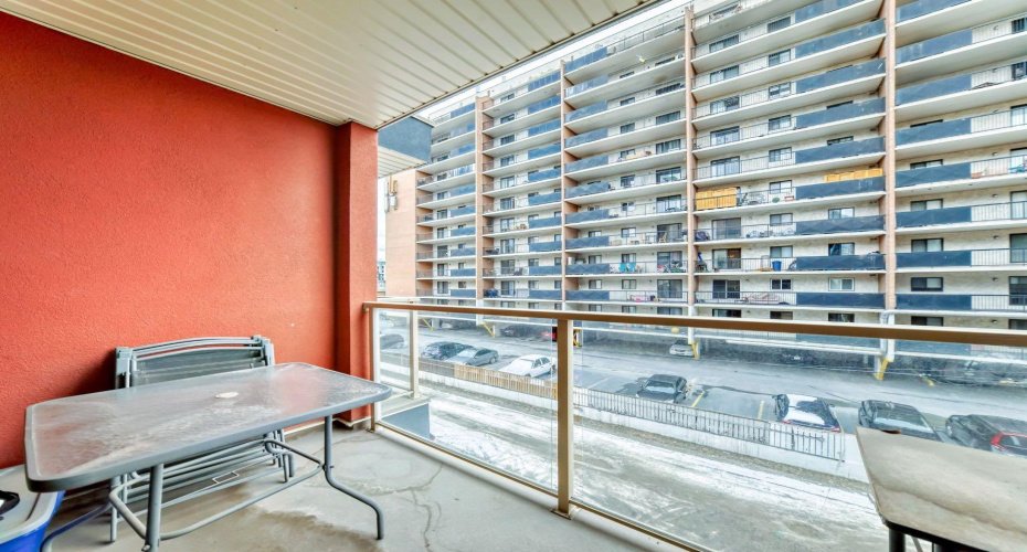 1029 15 Avenue, Calgary, Alberta T2R 0S5, 1 Bedroom Bedrooms, ,2 BathroomsBathrooms,Residential,For Sale,15,A2293605