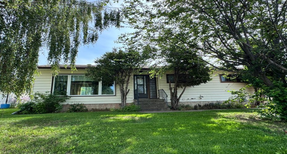 10317 114 Street, Fairview, Alberta T0H 1L0, 4 Bedrooms Bedrooms, ,2 BathroomsBathrooms,Residential,For Sale,114,A2293671