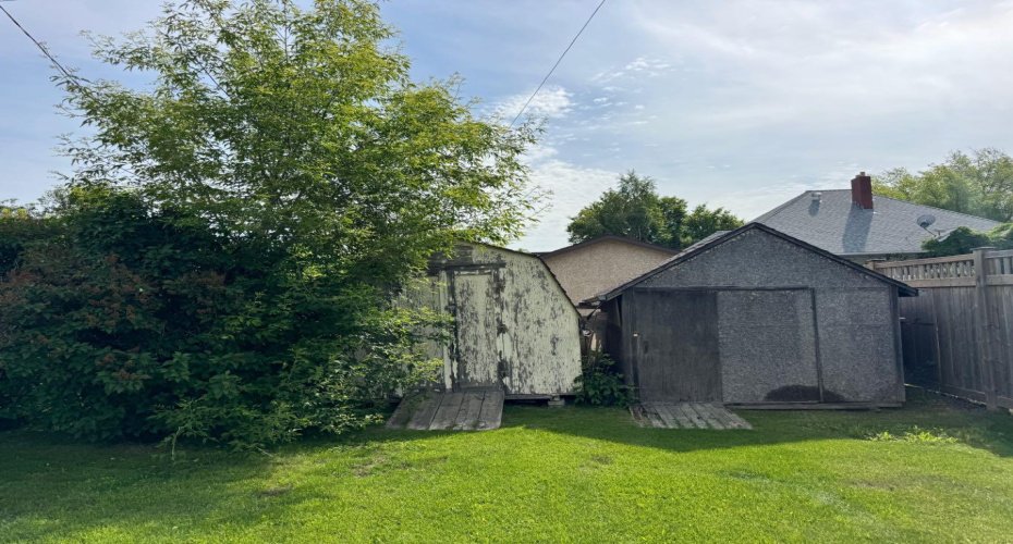 10317 114 Street, Fairview, Alberta T0H 1L0, 4 Bedrooms Bedrooms, ,2 BathroomsBathrooms,Residential,For Sale,114,A2293671