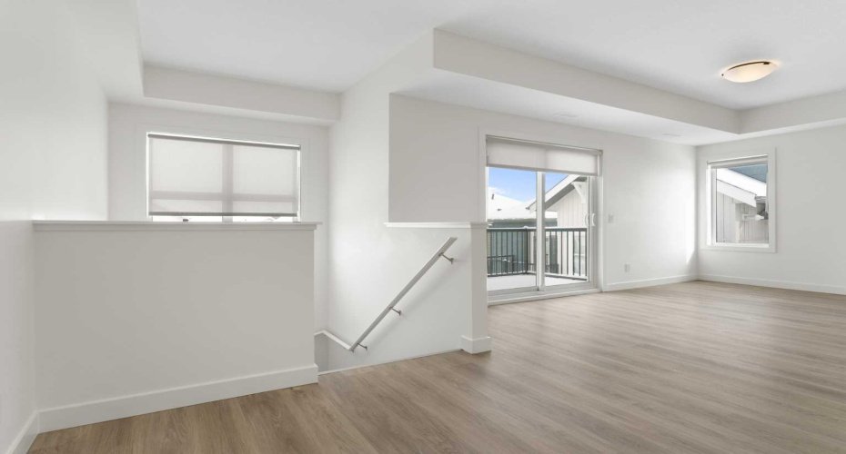 24 Rivercrest Drive, Cochrane, Alberta T4C 2C8, 2 Bedrooms Bedrooms, ,1 BathroomBathrooms,Residential,For Sale,Rivercrest,A2293822