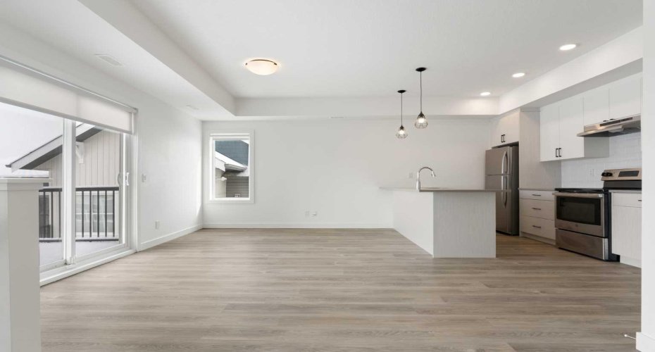 24 Rivercrest Drive, Cochrane, Alberta T4C 2C8, 2 Bedrooms Bedrooms, ,1 BathroomBathrooms,Residential,For Sale,Rivercrest,A2293822