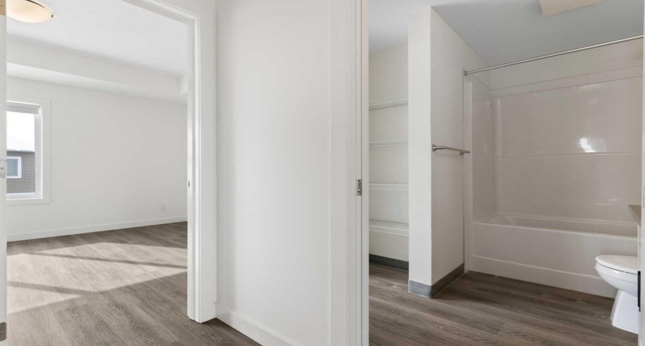 24 Rivercrest Drive, Cochrane, Alberta T4C 2C8, 2 Bedrooms Bedrooms, ,1 BathroomBathrooms,Residential,For Sale,Rivercrest,A2293822