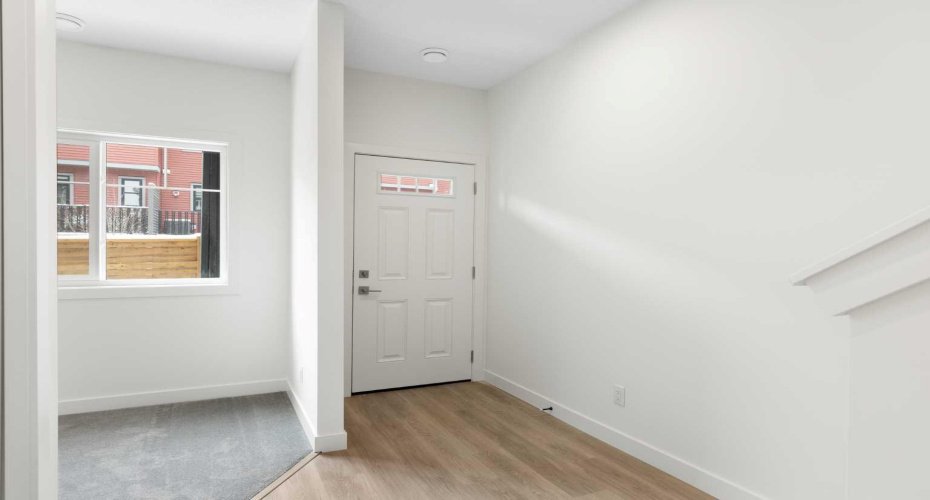 2231 81st Street, Calgary, Alberta T3H 6M4, 3 Bedrooms Bedrooms, ,3 BathroomsBathrooms,Residential,For Sale,81st,A2293829