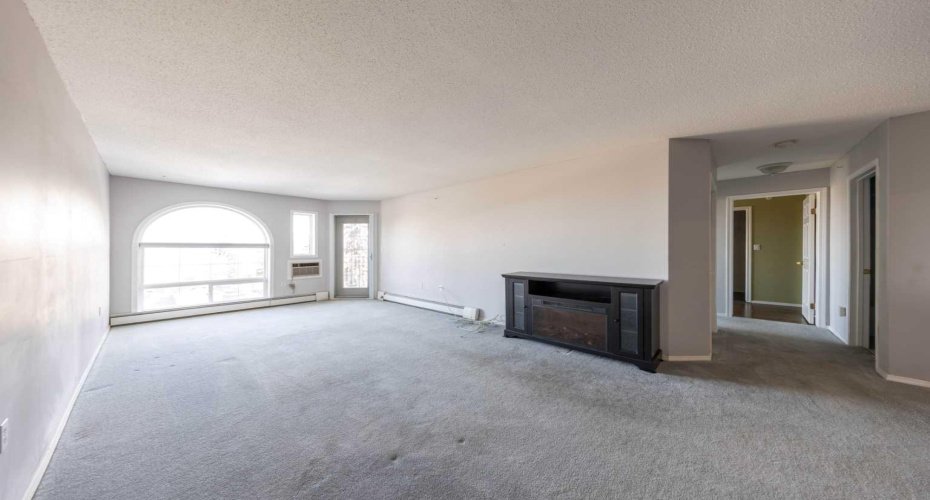 5120 49 Street, Lloydminster, Alberta T9V 0K4, 2 Bedrooms Bedrooms, ,2 BathroomsBathrooms,Residential,For Sale,49,A2291417