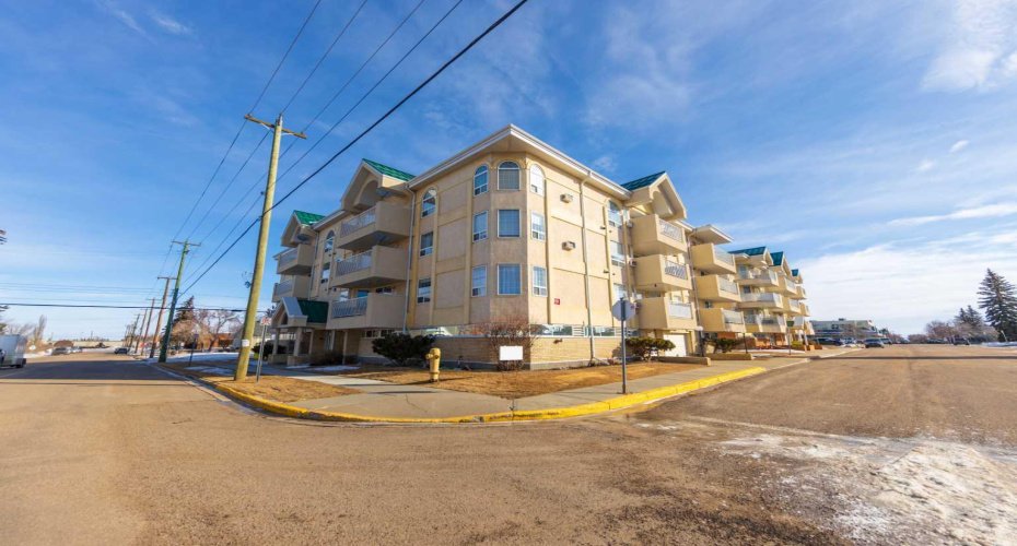 5120 49 Street, Lloydminster, Alberta T9V 0K4, 2 Bedrooms Bedrooms, ,2 BathroomsBathrooms,Residential,For Sale,49,A2291417