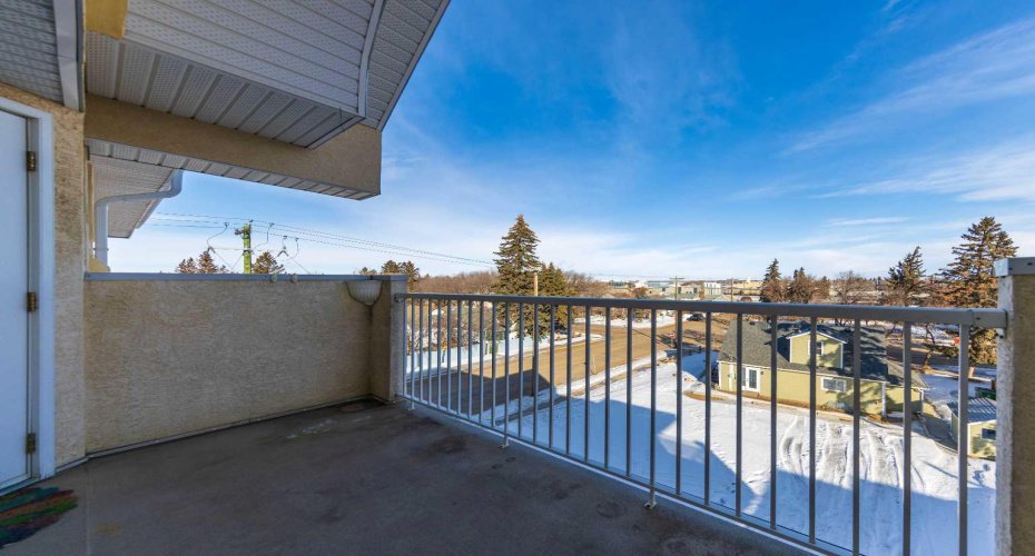 5120 49 Street, Lloydminster, Alberta T9V 0K4, 2 Bedrooms Bedrooms, ,2 BathroomsBathrooms,Residential,For Sale,49,A2291417