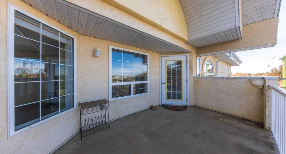 5120 49 Street, Lloydminster, Alberta T9V 0K4, 2 Bedrooms Bedrooms, ,2 BathroomsBathrooms,Residential,For Sale,49,A2291417
