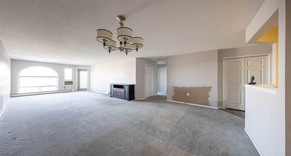 5120 49 Street, Lloydminster, Alberta T9V 0K4, 2 Bedrooms Bedrooms, ,2 BathroomsBathrooms,Residential,For Sale,49,A2291417
