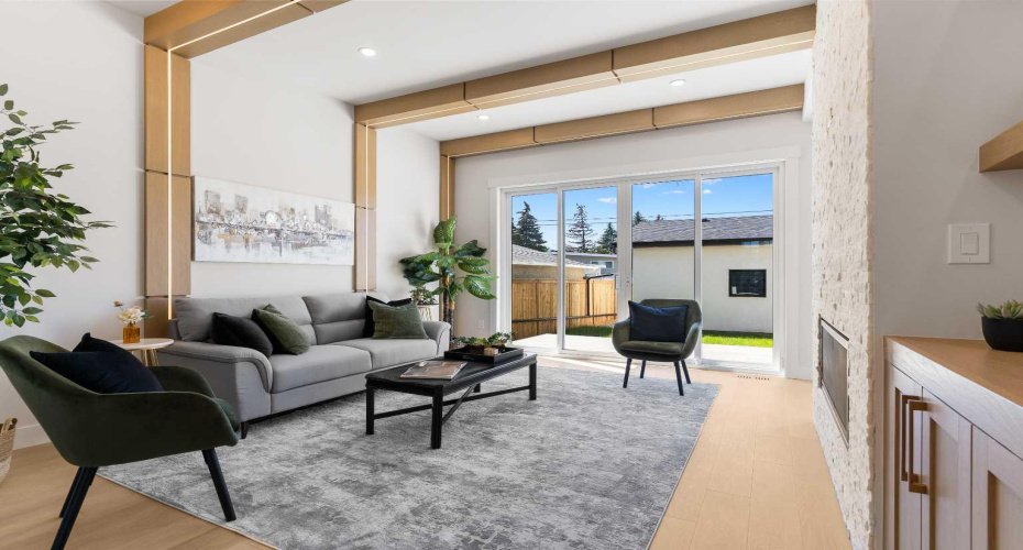 1425 44 Street, Calgary, Alberta T3C2A7, 5 Bedrooms Bedrooms, ,4 BathroomsBathrooms,Residential,For Sale,44,A2291538