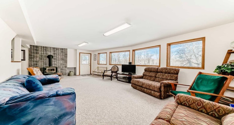 24402 Highway 595, Rural Red Deer County, Alberta T0M 0V0, 5 Bedrooms Bedrooms, ,4 BathroomsBathrooms,Residential,For Sale,Highway 595,A2292412