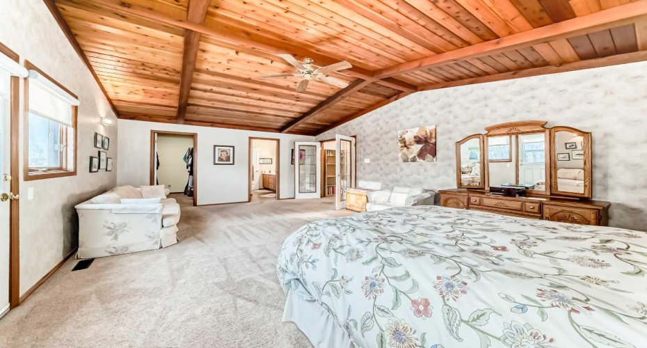 24402 Highway 595, Rural Red Deer County, Alberta T0M 0V0, 5 Bedrooms Bedrooms, ,4 BathroomsBathrooms,Residential,For Sale,Highway 595,A2292412