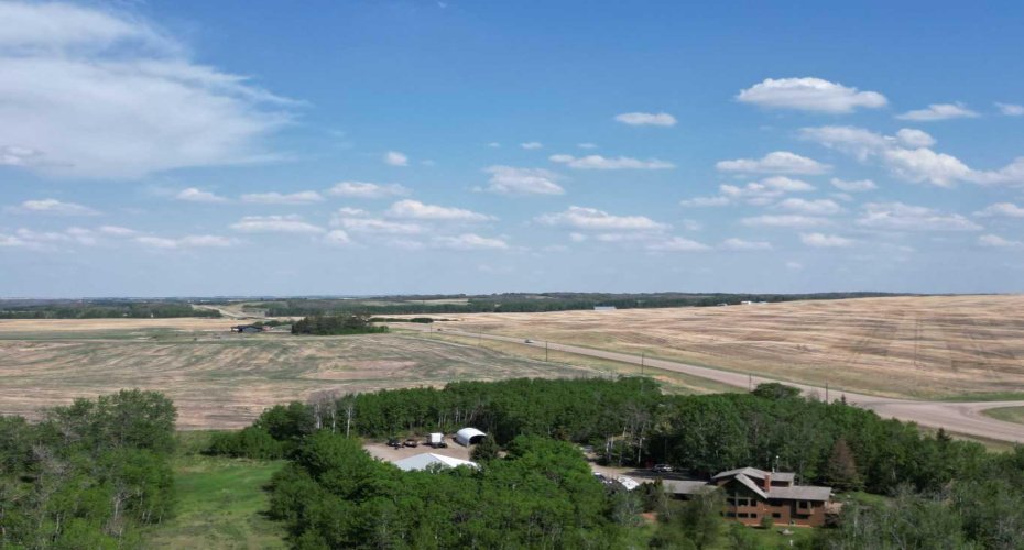 24402 Highway 595, Rural Red Deer County, Alberta T0M 0V0, 5 Bedrooms Bedrooms, ,4 BathroomsBathrooms,Residential,For Sale,Highway 595,A2292412