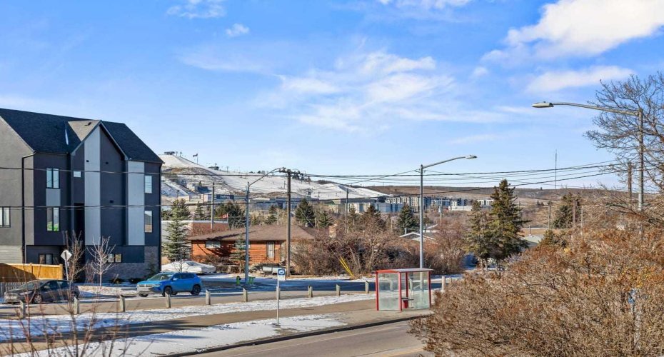7006A Bowness Road, Calgary, Alberta T3B 0G4, 3 Bedrooms Bedrooms, ,2 BathroomsBathrooms,Residential,For Sale,Bowness,A2292682