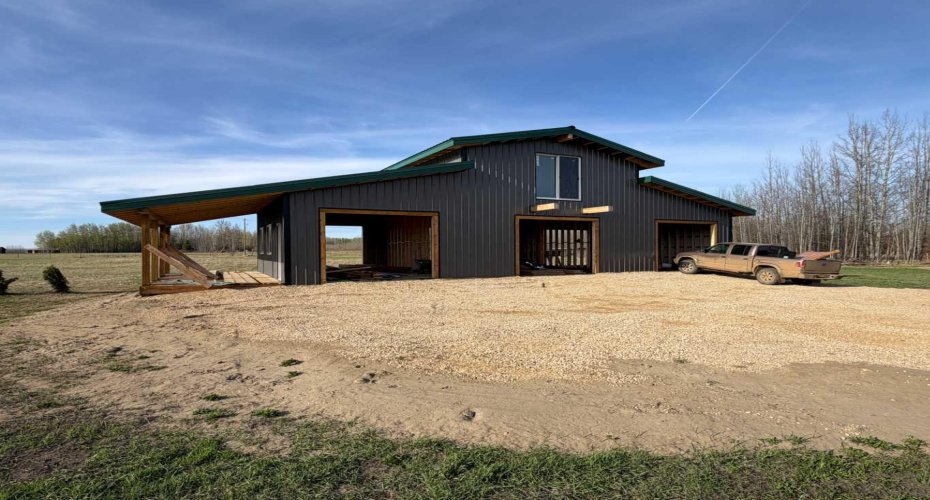 73430 102 Range Road, Kinuso, Alberta T0G 1K0, 4 Bedrooms Bedrooms, ,2 BathroomsBathrooms,Residential,For Sale,102 Range Road,A2292860