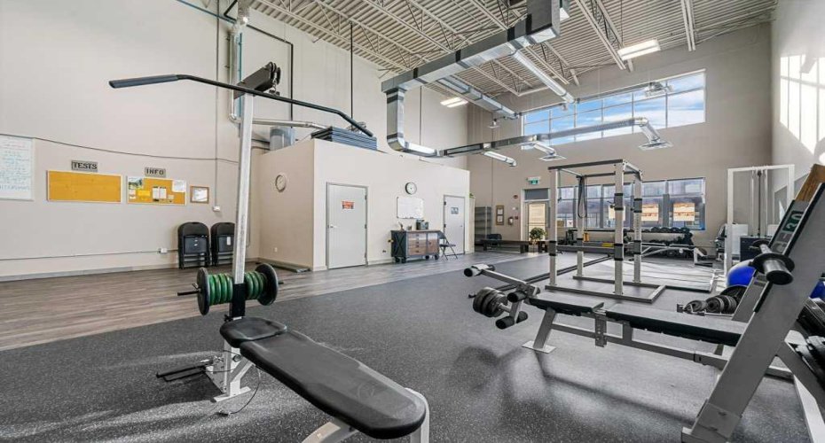 110 Commercial Drive, Rural Rocky View County, Alberta T3Z 2A7, ,Commercial,For Lease,Commercial,A2293071