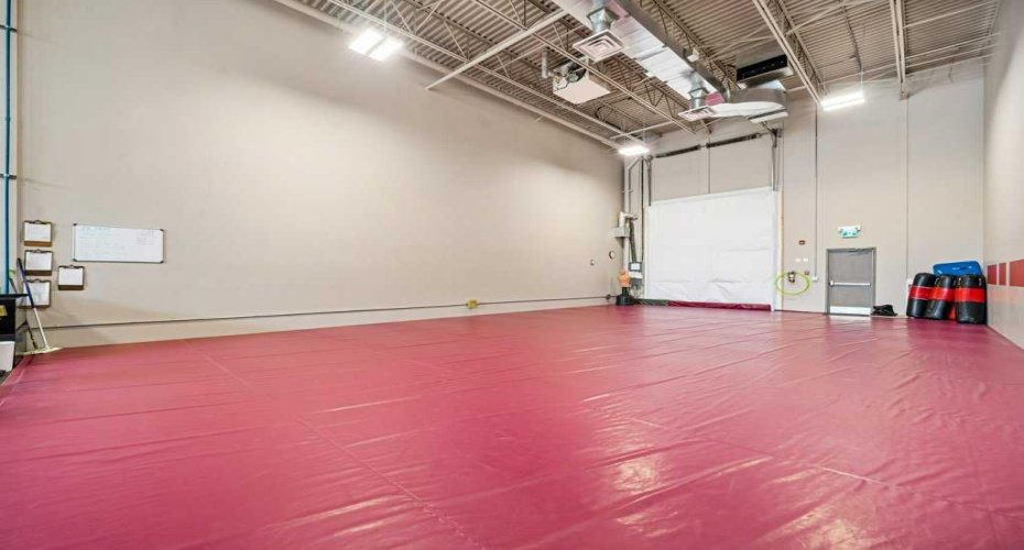 110 Commercial Drive, Rural Rocky View County, Alberta T3Z 2A7, ,Commercial,For Lease,Commercial,A2293071