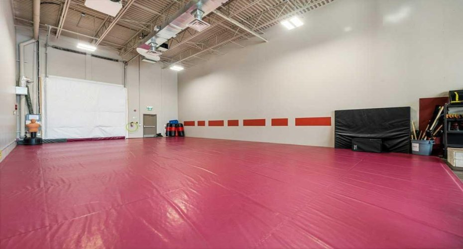 110 Commercial Drive, Rural Rocky View County, Alberta T3Z 2A7, ,Commercial,For Lease,Commercial,A2293071