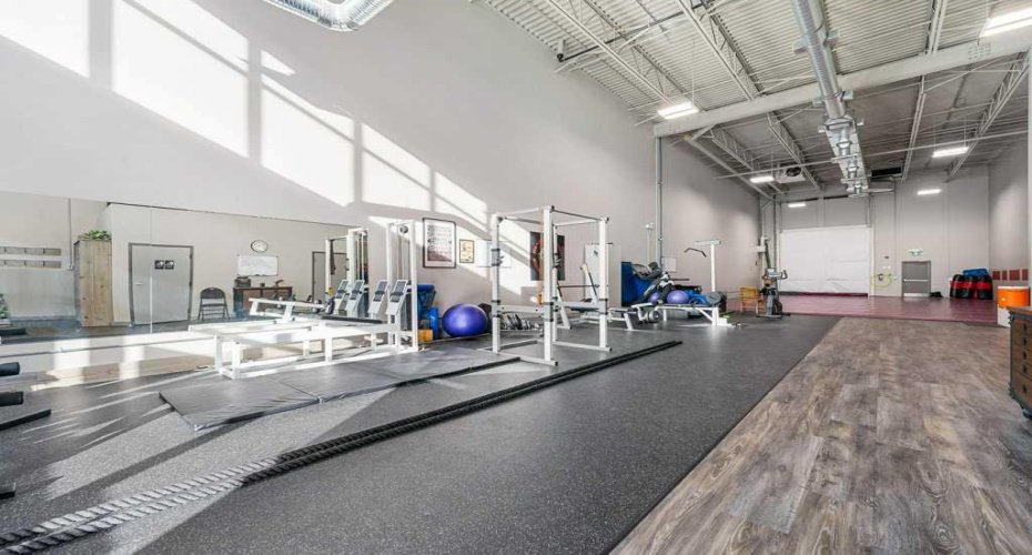 110 Commercial Drive, Rural Rocky View County, Alberta T3Z 2A7, ,Commercial,For Lease,Commercial,A2293071